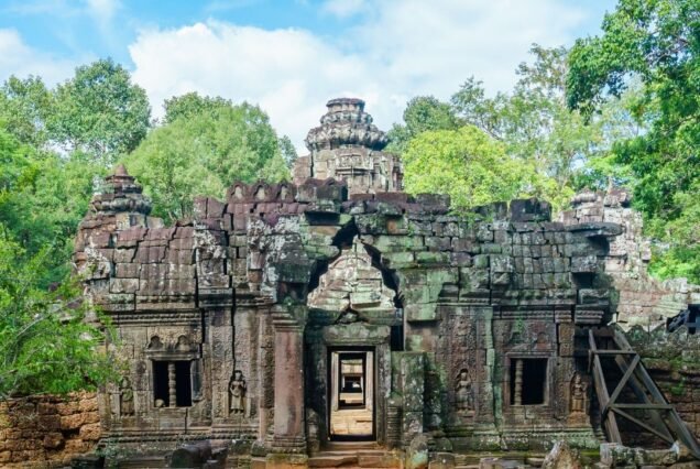Banteay kdei - 2 hours
