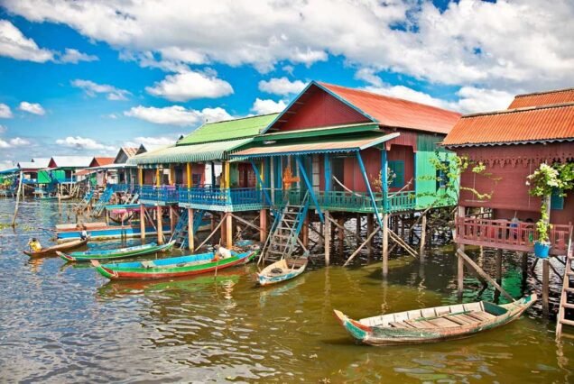Kampong Phluk Floating Village Tour by Boat