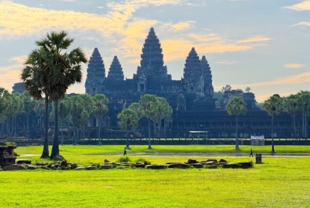 Angkor wat green